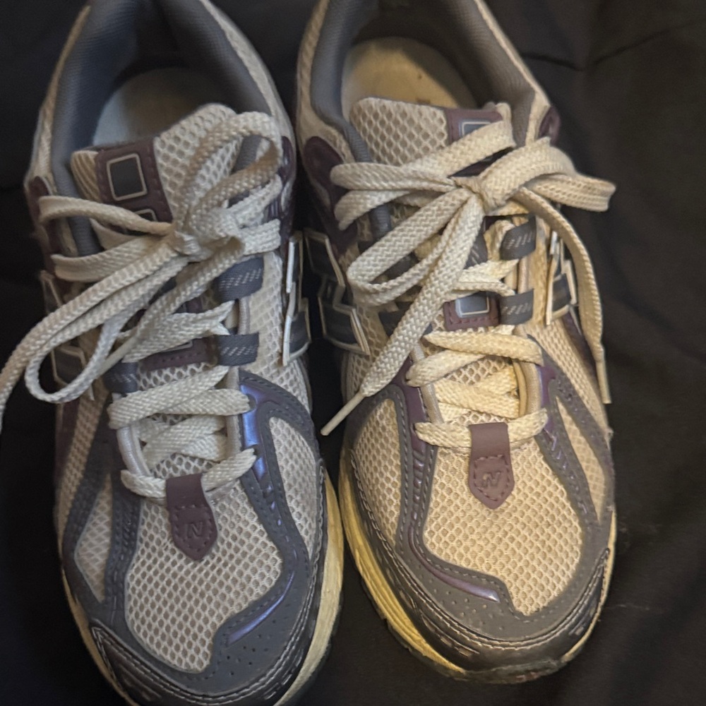 New Balance Gray and Purple Athletic Shoes